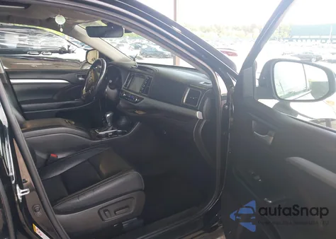 2017 Toyota Highlander Xle from USA, damaged, VIN 5TDJZRFH5HS452692